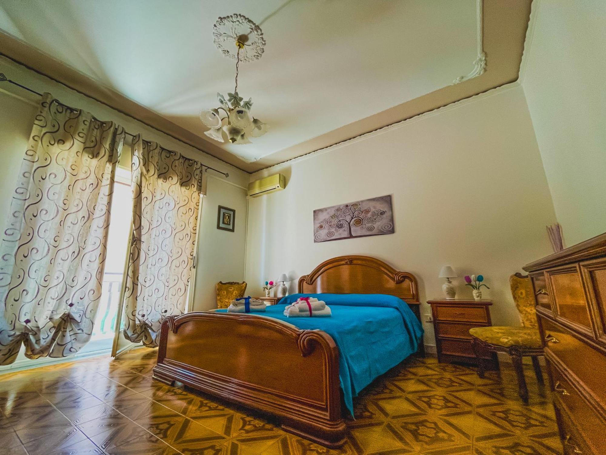 Seaview Terrace Apartment Relax & Comfort In Milazzo, Ture'S Home Exteriör bild